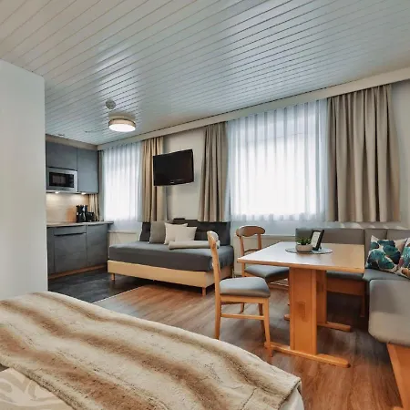 1 By Interhome Appartamento Ischgl