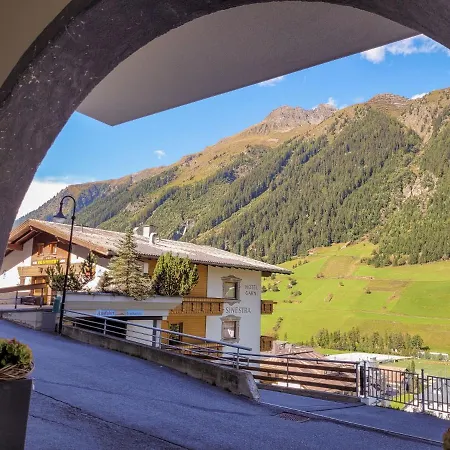 1 By Interhome Apartamento Ischgl